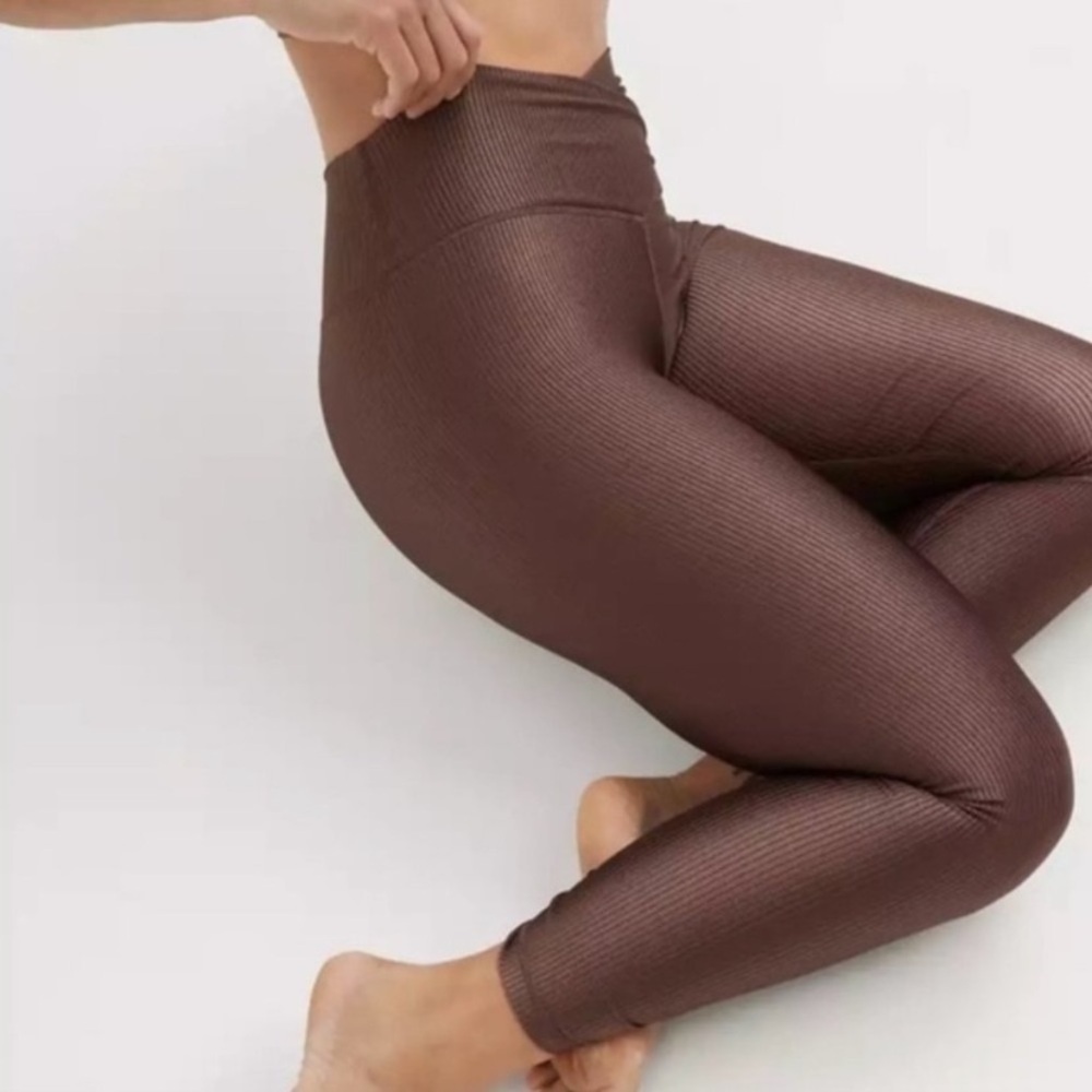 Aerie Offline Ribbed Shine High Waisted Crossover Leggings  In Relic Brown Small